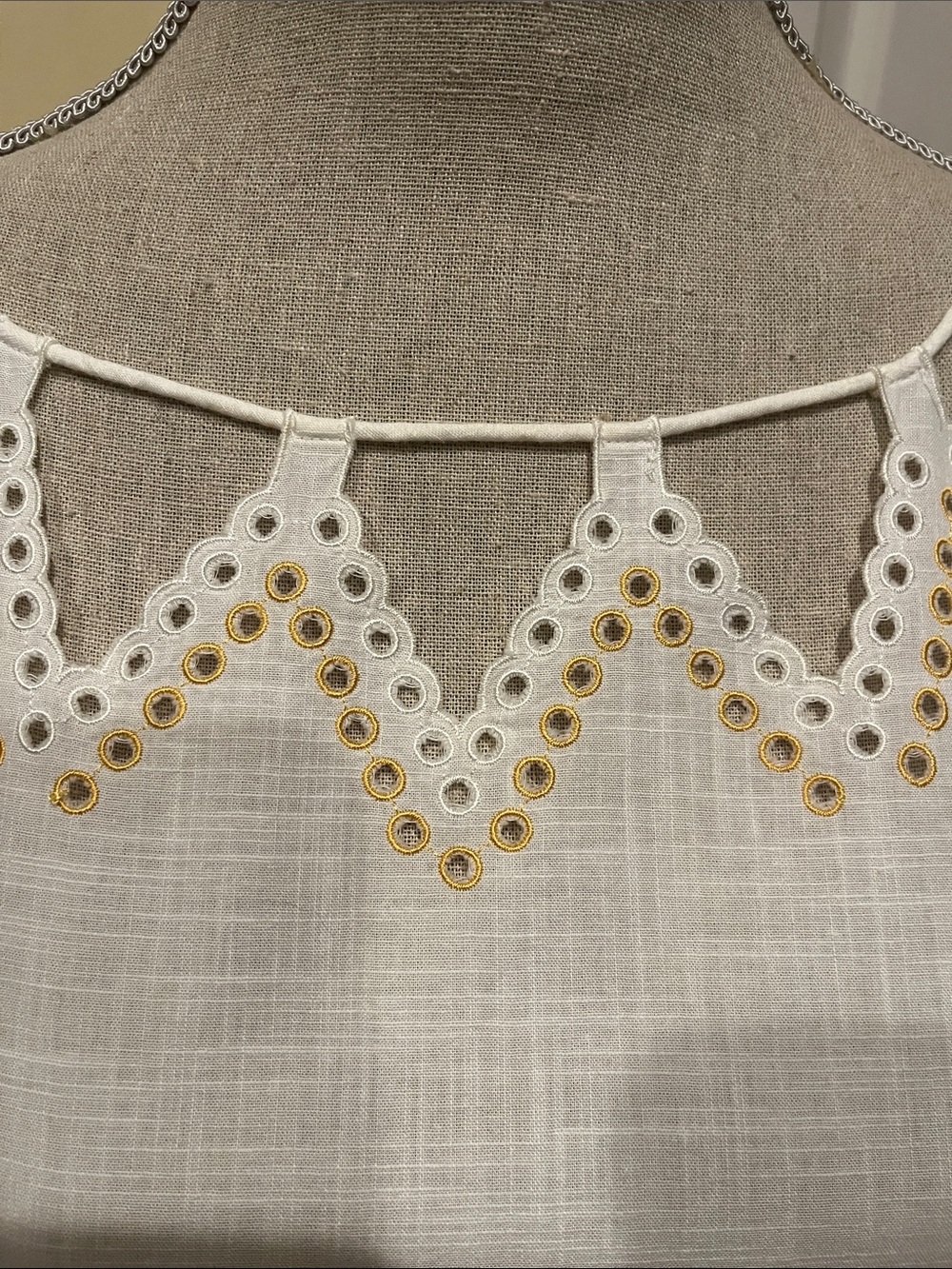 Madewell White Eyelet Trim Top with Gold Embroidery - Picture 2 of 5